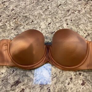 Like New Soma Vanishing Strapless Bra 38C